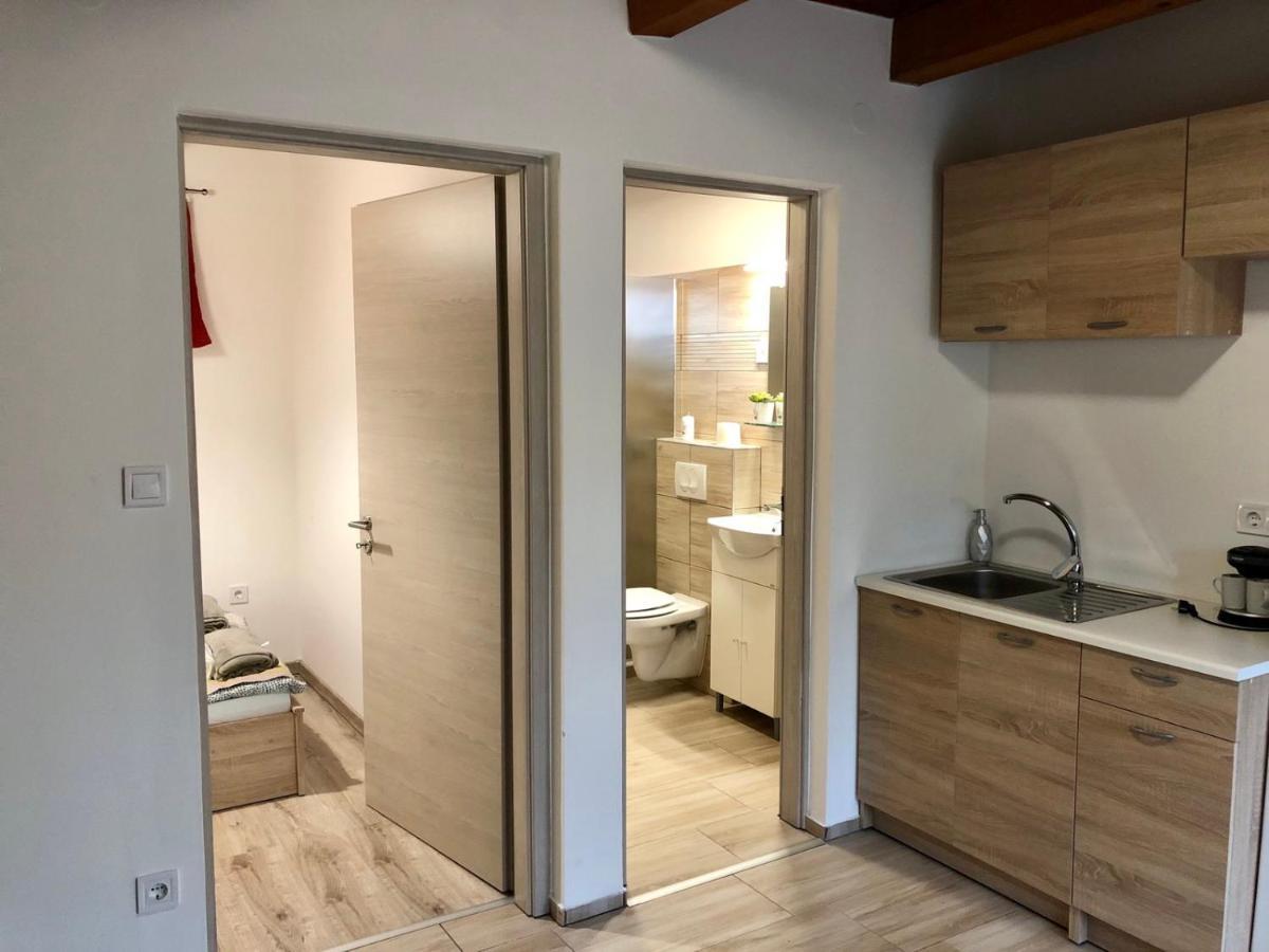 Lena Vendeghaz Hotell Balatonberény Exteriör bild