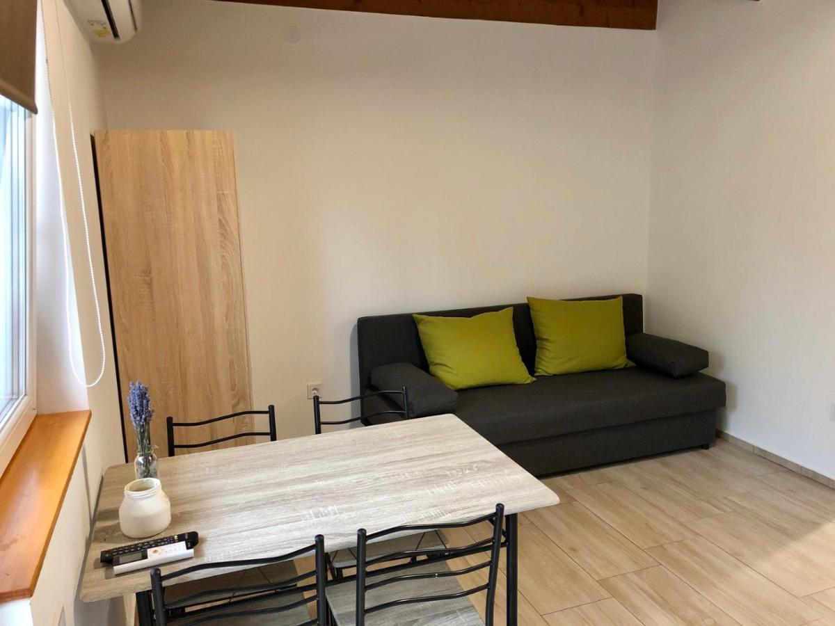 Lena Vendeghaz Hotell Balatonberény Exteriör bild